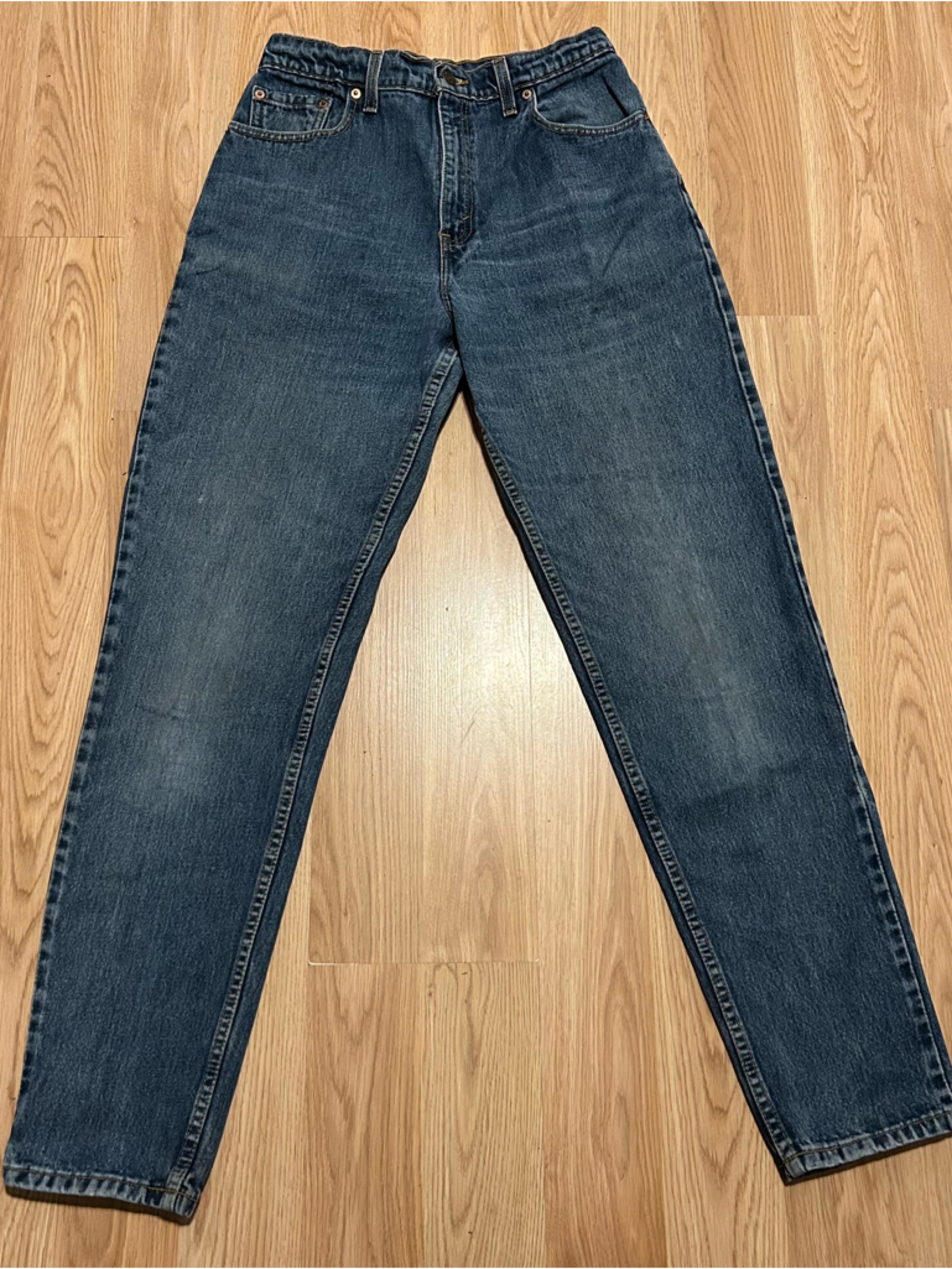 Vintage Levi’s 550 Women’s Size 10 High-Rise Mom Jean Relaxed Fit Tapered Leg